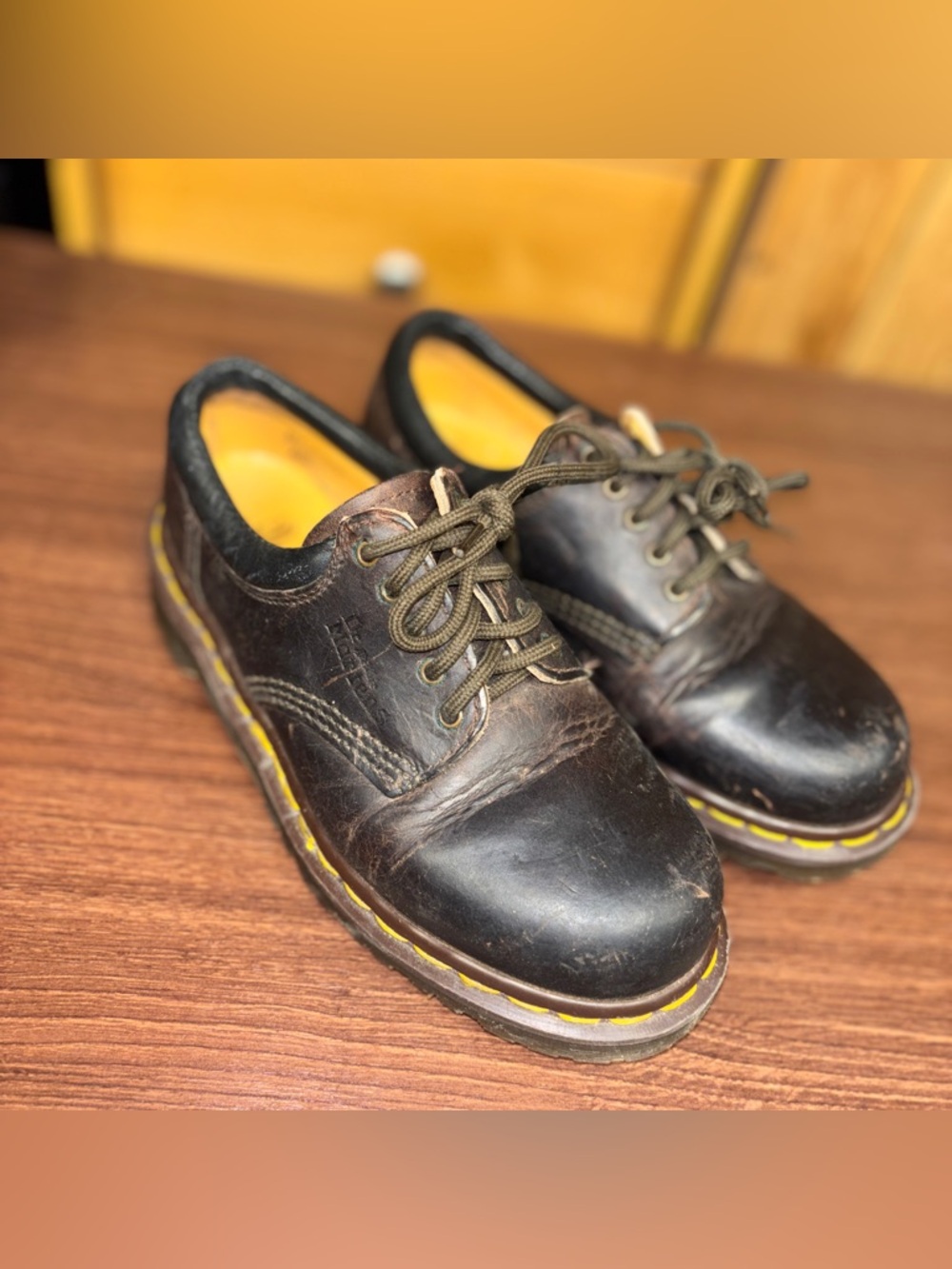 Dr. Martens AW04 Oxford Leather Shoe, Brown Kids 3Y  Women’s 5.5 Made in England
